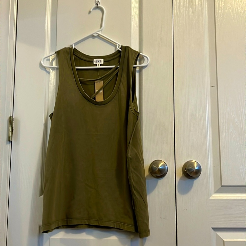 BKE (buckle) Green Tanktop Size medium